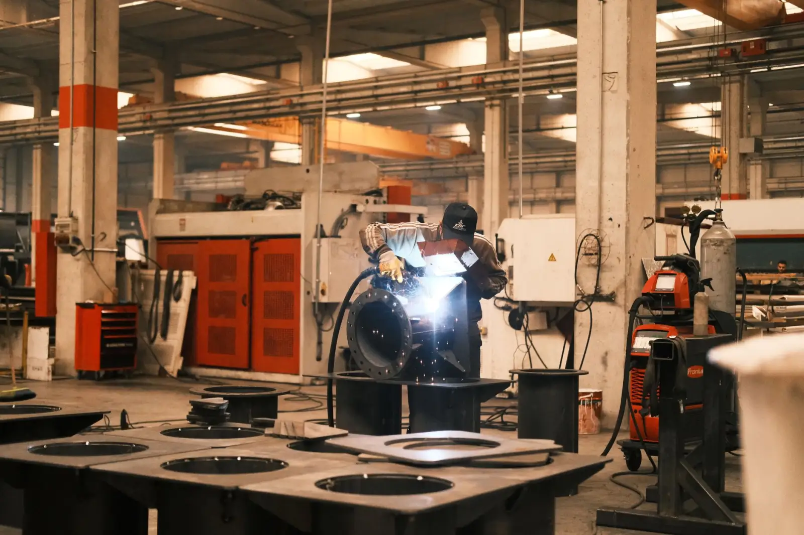福州窗帘定制指南：布艺窗帘与百叶窗的遮光效果对比分析正文配图 1
