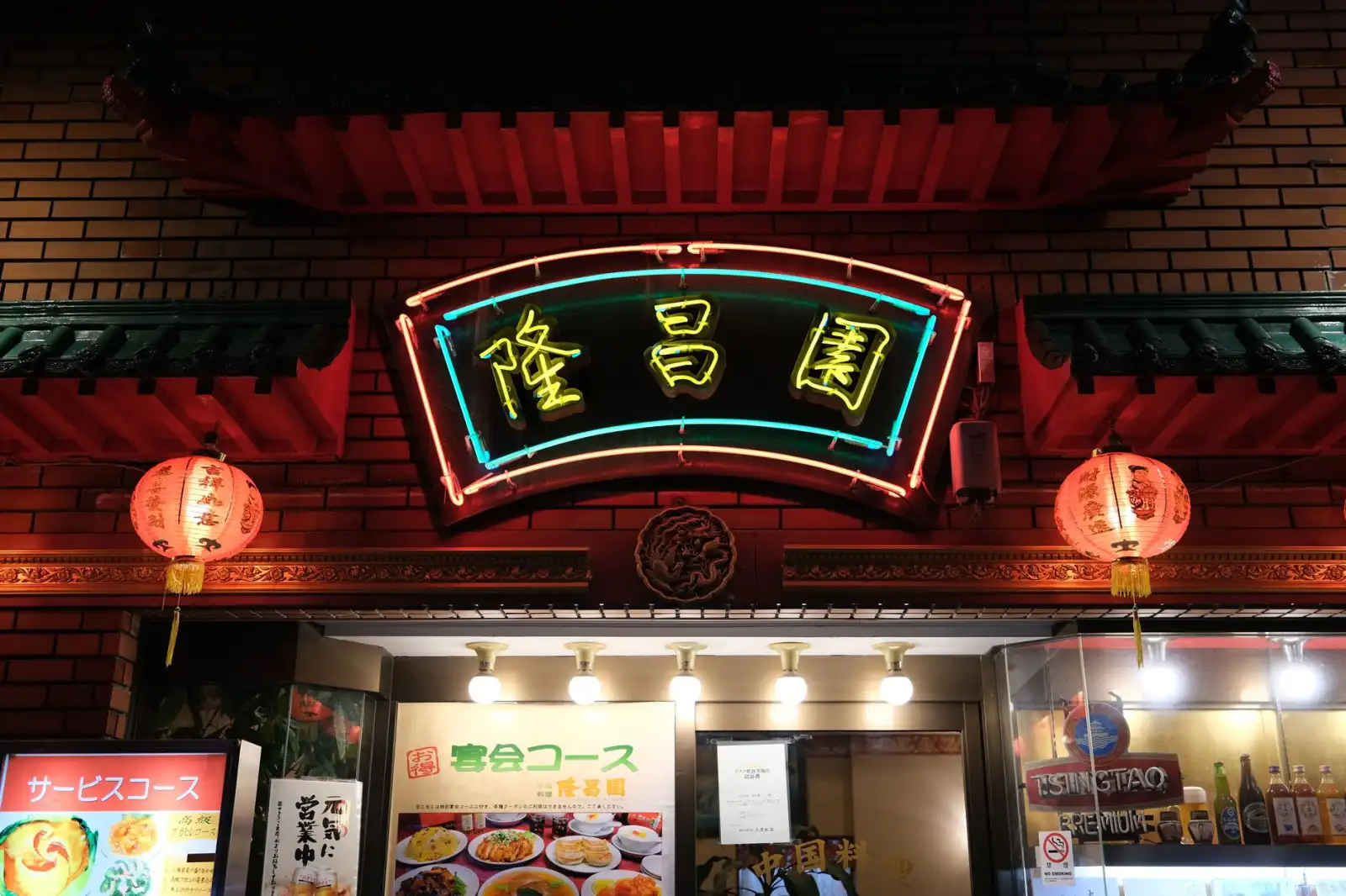 福州佐腕装饰布艺窗帘与百叶窗定制技术对比分析