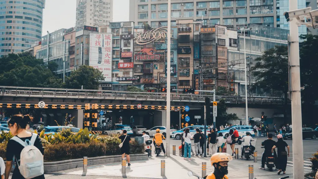 福州佐腕装饰设计：布艺窗帘与百叶窗定制技术对比分析